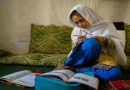 Afganistán: Una niña estudiando en su casa ganó el premio Unicef a la mejor foto del año