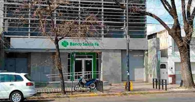 La Bancaria en estado de alerta: Este viernes despidieron trabajadores del Nuevo Banco Santa Fe