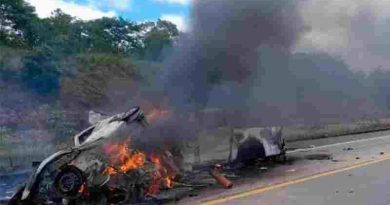 Tragedia en Brasil: Once muertos tras un brutal choque frontal seguido de incendio