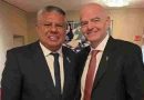 Tapia se mostró con el presidente de la FIFA en medio del escándalo con Milei y Verón