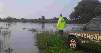 Inundaciones en Corrientes: Más de 400 vecinos evacuados