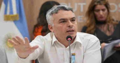 Esteban Paulón cruzó a Milei tras su anuncio sobre Malvinas: “Le habrán acercado un mapa de Argentina y descubrió las Islas Malvinas”
