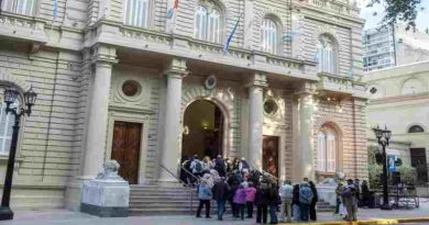 Más de 2.500 personas participaron de los recorridos guiados a pie por Rosario