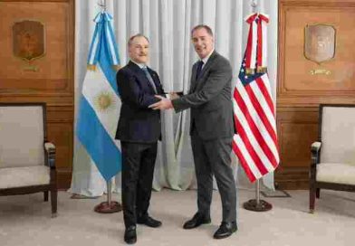 Diego Santilli recibió al embajador Peter Lamelas en la Casa Rosada
