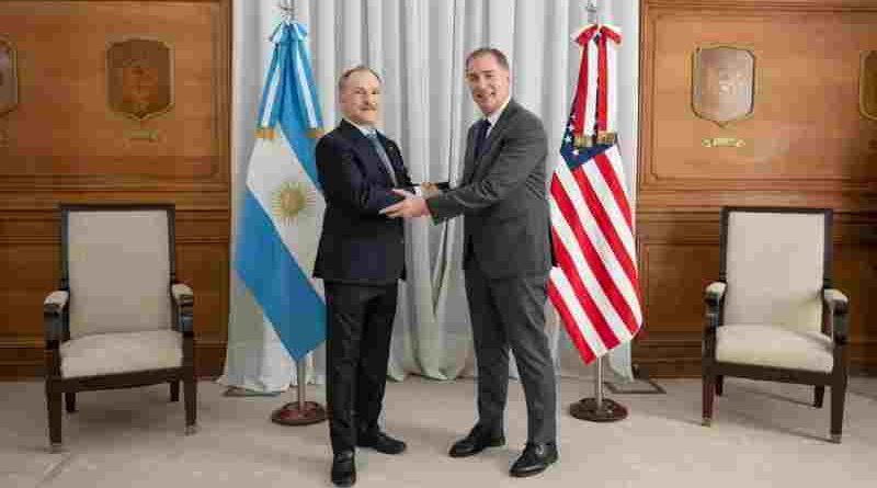 Diego Santilli recibió al embajador Peter Lamelas en la Casa Rosada