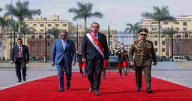 Perú: La filtración de reuniones clandestinas con un empresario chino pone en jaque al presidente Jerí