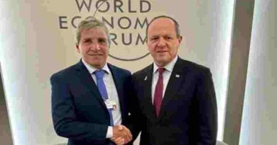 Caputo se reunió con su par israelí y adelantó que visitará la Argentina en los próximos meses