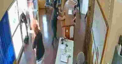 Misiones: Falleció la mujer que se prendió fuego en una comisaría de la provincia