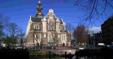 Paises Bajos: Emblemática iglesia de Ámsterdam destruida por un incendio