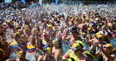 Un clásico del verano: 2.400 personas participaron de la tradicional clase de aquagym en el Balneario del Saladillo