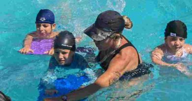 36.000 niños, niñas y adolescentes aprenden a nadar en las Escuelas de Verano de la provincia