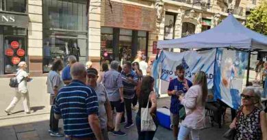 Este viernes sectores de la tercera edad juntaron firmas para tener entidad institucional en la Carta Magna rosarina