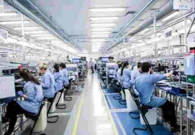 El gobierno elimina el pago de aportes obligatorios para las empresas de Tierra del Fuego