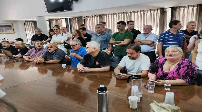 La CGT Rosario se plantó contra la Reforma Laboral y confirmó movilización en Rosario: “Es retroceder 250 años”, afirmó Vivas