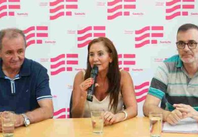 Folclore, tradición y encuentro: Provincia acompaña otra edición de “Luna y Cuerdas” en Recreo