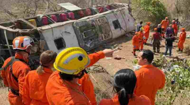 Brasil: Trágico accidente de un autobús en el noreste del país deja como saldo 15 muertos, entre ellos, 3 niños