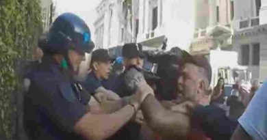 Agresión al camarógrafo en el Congreso: Analizan sancionar a varios jefes de la PFA