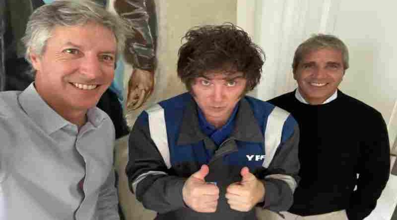 Juega al misterio: Caputo prometió “novedades” en beneficios de los argentinos