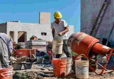 Crisis en la construcción: advierten por la pérdida de 120.000 empleos y el impacto de la apertura económica
