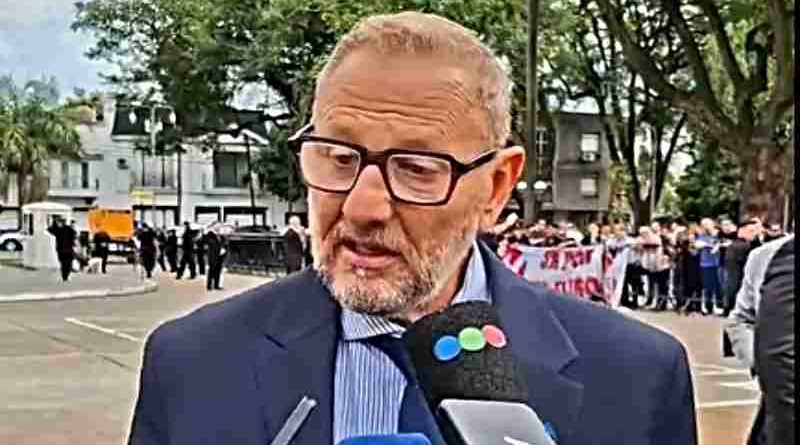 Corach atendió a Pullaro tras la apertura de sesiones: “Nula autocrítica y un relato flojo de papeles que maquilla una realidad que duele”