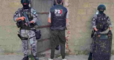 Una mujer y un menor aprehendidos por un hecho de abuso de arma en Villa Gobernador Gálvez