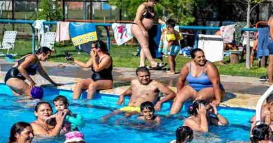 Verano en Rosario: Más de 170 mil personas disfrutaron de las piletas recreativas en los polideportivos municipales