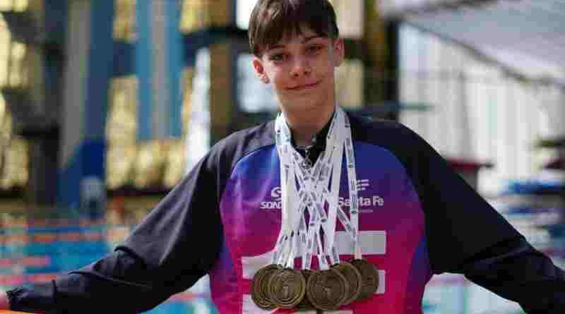 Santa Fe recibió la Copa Campeón Nacional por su desempeño en los Juegos Nacionales Evita 2025