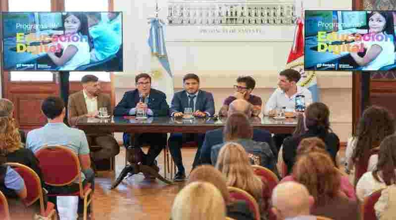 “Hoy la provincia de Santa Fe se pone a la vanguardia en materia de educación digital”