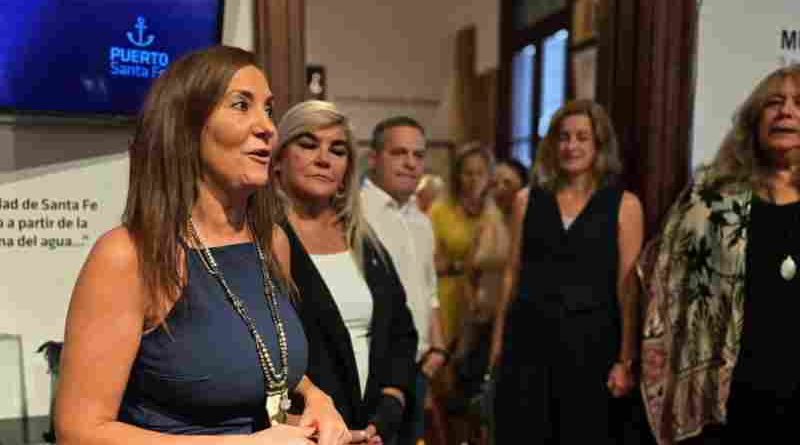 Más de 100 mujeres del entramado productivo santafesino participaron de un encuentro de diálogo y vinculación impulsado por la Provincia