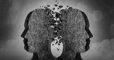 El rugido de la vulgaridad como liturgia del poder