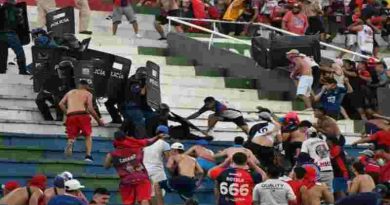Caos en el Defensores del Chaco: suspendieron el clásico paraguayo por graves incidentes entre la policía y la hinchada