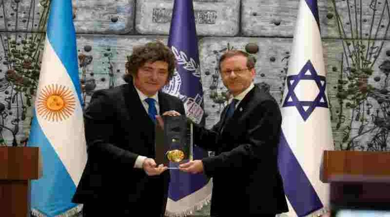 Isaac Herzog le entregó la “Medalla Presidencial de Honor” a Javier Milei
