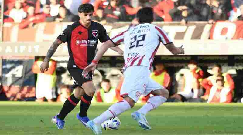 Newell’s rescató un punto ante Instituto en una noche donde la fragilidad defensiva opacó la racha positiva