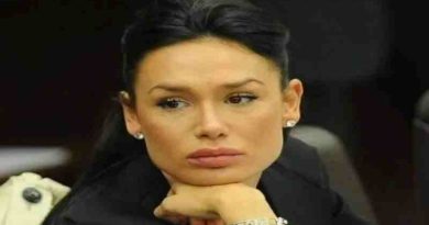 Italia: Nicole Minetti salió a hablar en defensa de su familia