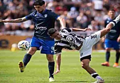 Gimnasia de Mendoza lo dio vuelta y derrotó a Vélez por el Torneo Apertura