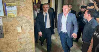 Alberto Fernández celebró el cumpleaños de su hijo mientras Casación define su futuro