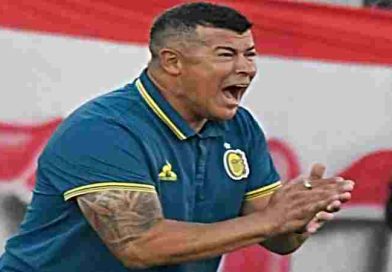 Almirón tras la derrota ante Huracán: “Somos un equipo, ganamos y perdemos todos”