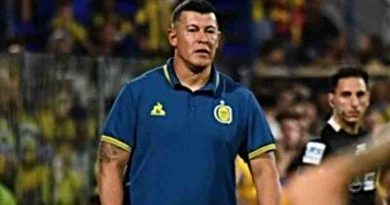 Almirón valoró el triunfo canalla: “El equipo lo merecía, hizo un desgaste todo el partido”