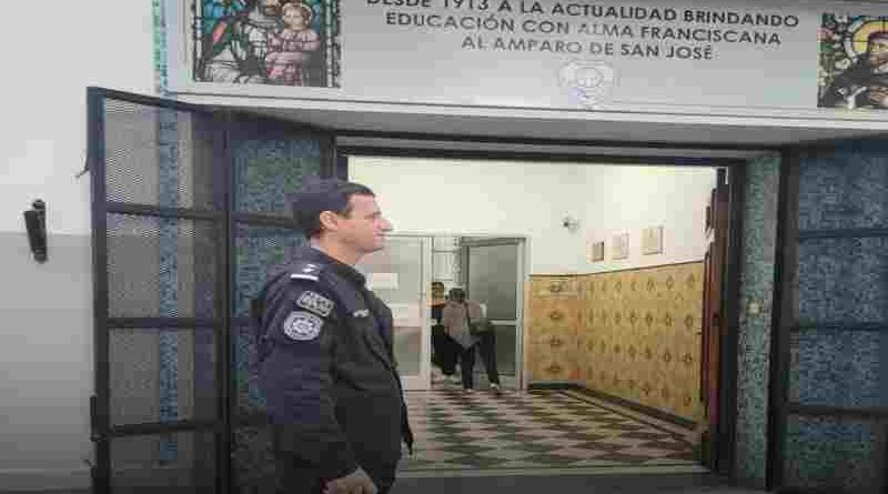 La provincia avanza con el cobro a los padres por los costos de los operativos de falsas amenazas en escuelas
