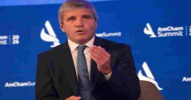 Caputo destacó crecimiento de crédito a pymes