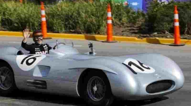 Colapinto emocionó a los nostálgicos con la histórica “Flecha de Plata” de Fangio