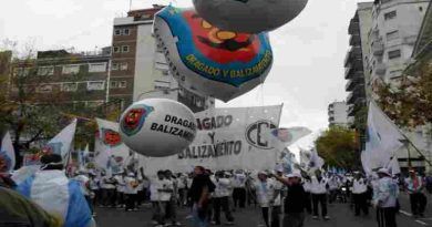 El gremio de “Dragado y Balizamiento” se movilizará este viernes al ingreso del Puerto Rosario por un hecho vandálico