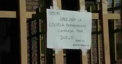 Investigan la muerte de una nena en una escuela de zona sur de Rosario, se habría tropezado y golpeado al tener los cordones desatados