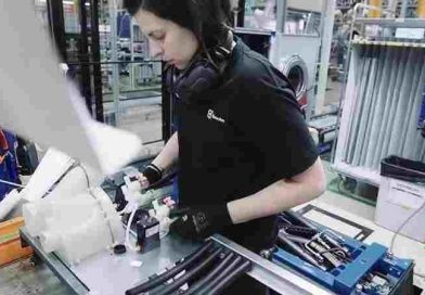 La empresa Frimetal cierra su producción de heladeras en Rosario