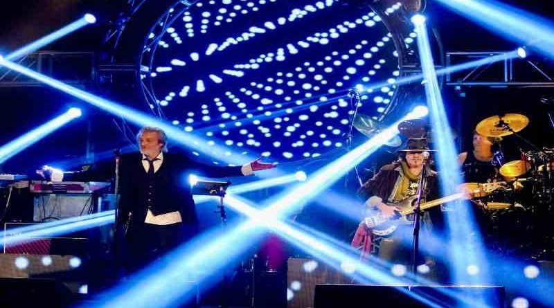 Grafitti regresa a casa  y se presenta en el teatro “Plataforma Lavardén”