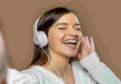 Profesionales del micrófono: En el Día Mundial de la Voz, los 5 consejos para poder cuidarla