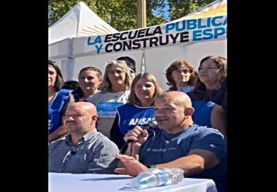 “Hola Maxi, te mandan saludos los fascistas”: El duro mensaje de Martín Lucero a Pullaro desde la Carpa Blanca