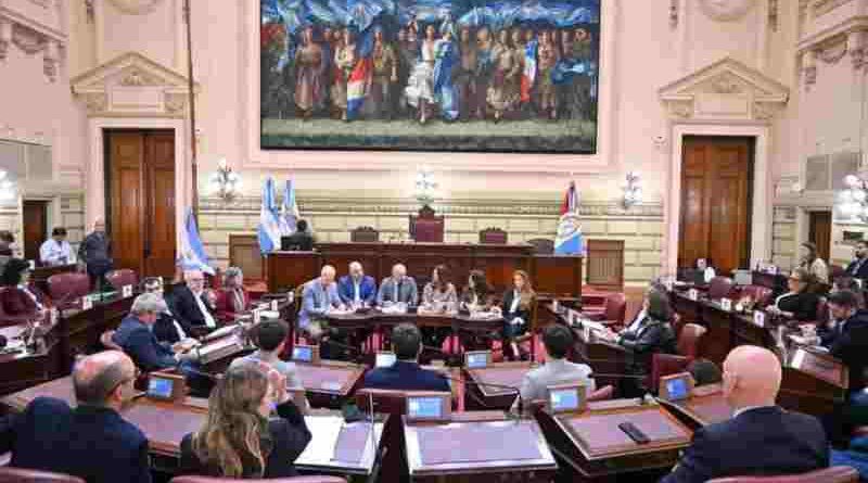 Puccini detalló a legisladores las gestiones por la concesión de la hidrovía, puso foco en Rosario y adelantó el nuevo Puerto de Villa Ocampo