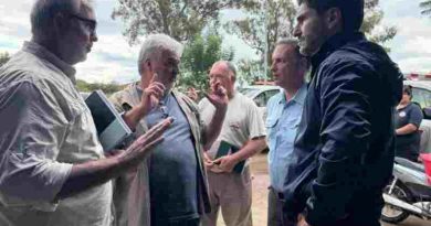 Pullaro supervisó la defensa hídrica y el funcionamiento de las bombas en Villa Minetti
