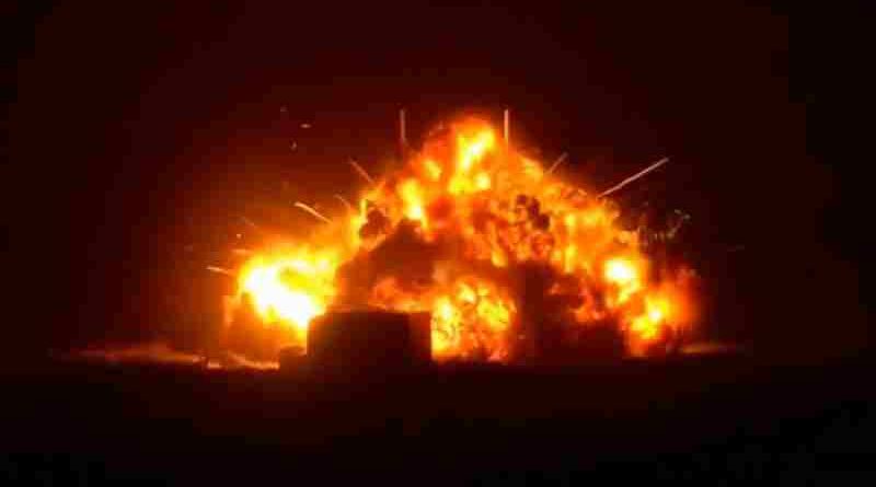 Cabo Cañaveral: explotó el cohete New Glenn de Blue Origin durante un ensayo de motores en la plataforma de lanzamiento